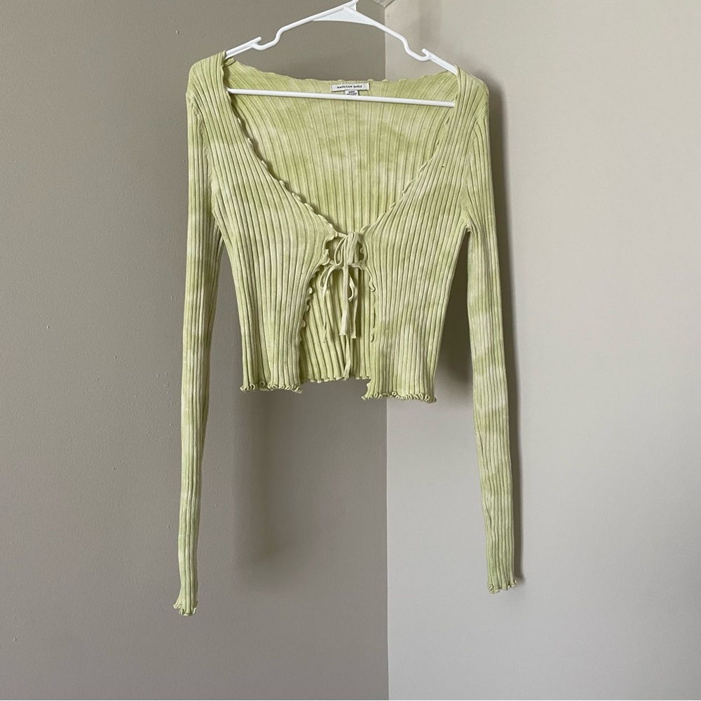American Eagle Outfitters Light Green Tie DyeRibbed Tie-Front Long Sleeve Medium